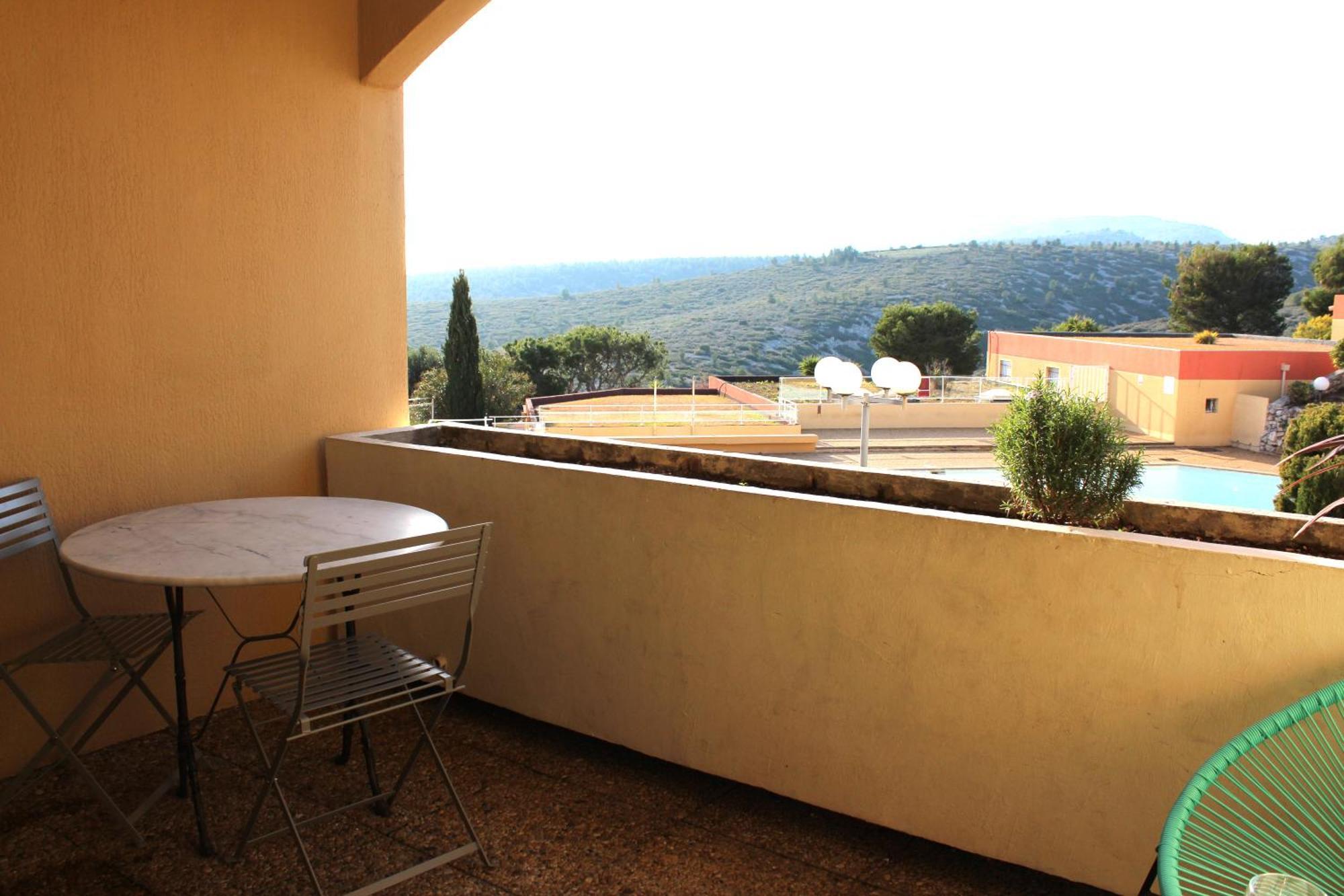 Les Terrasses De Cassis Apartment Bagian luar foto