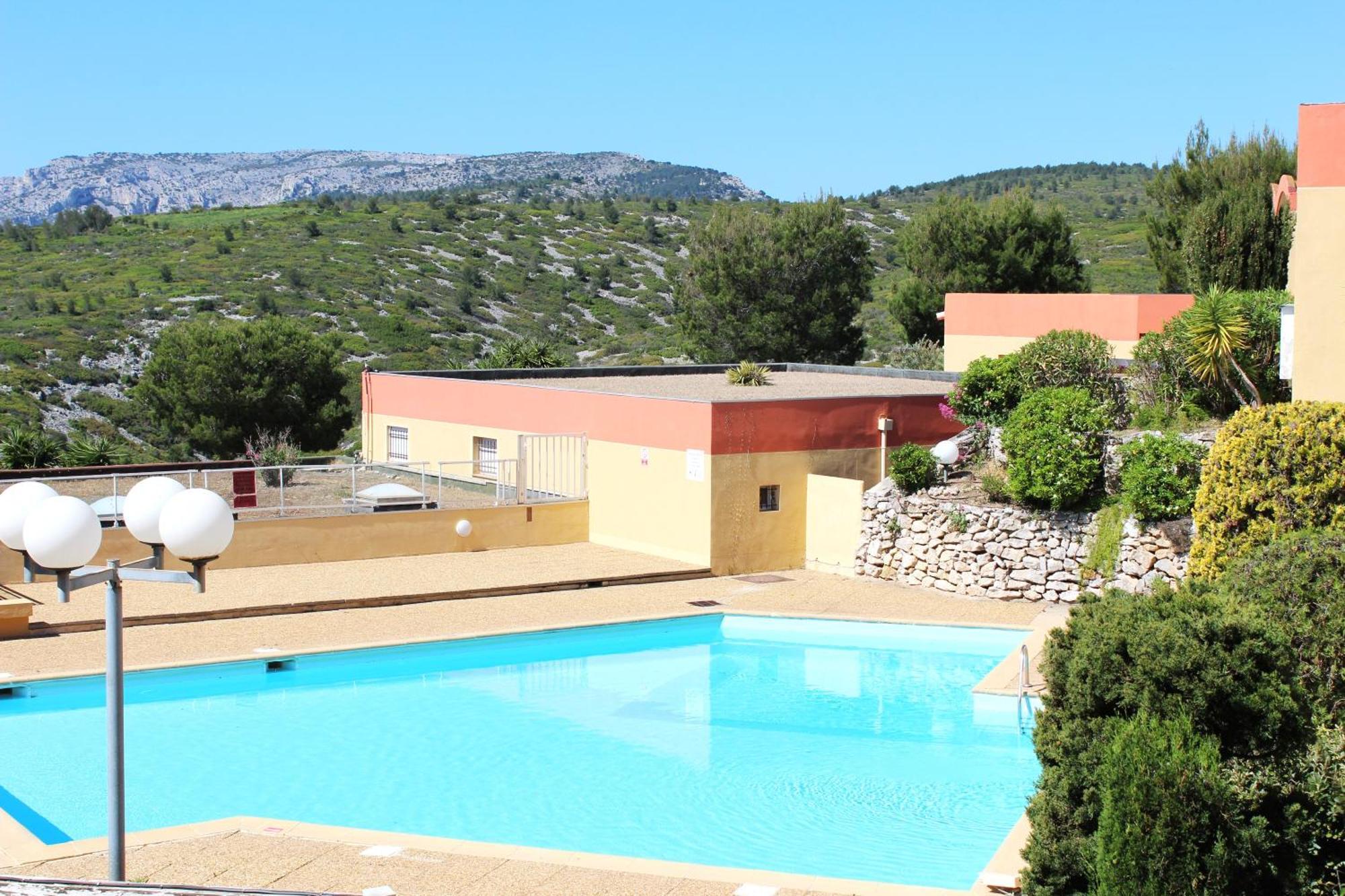 Les Terrasses De Cassis Apartment Bagian luar foto